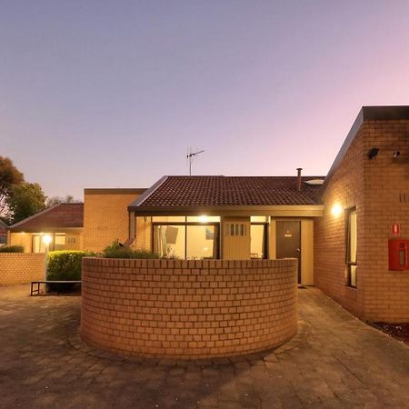 Executive Hideaway Aparthotel Benalla Exterior foto
