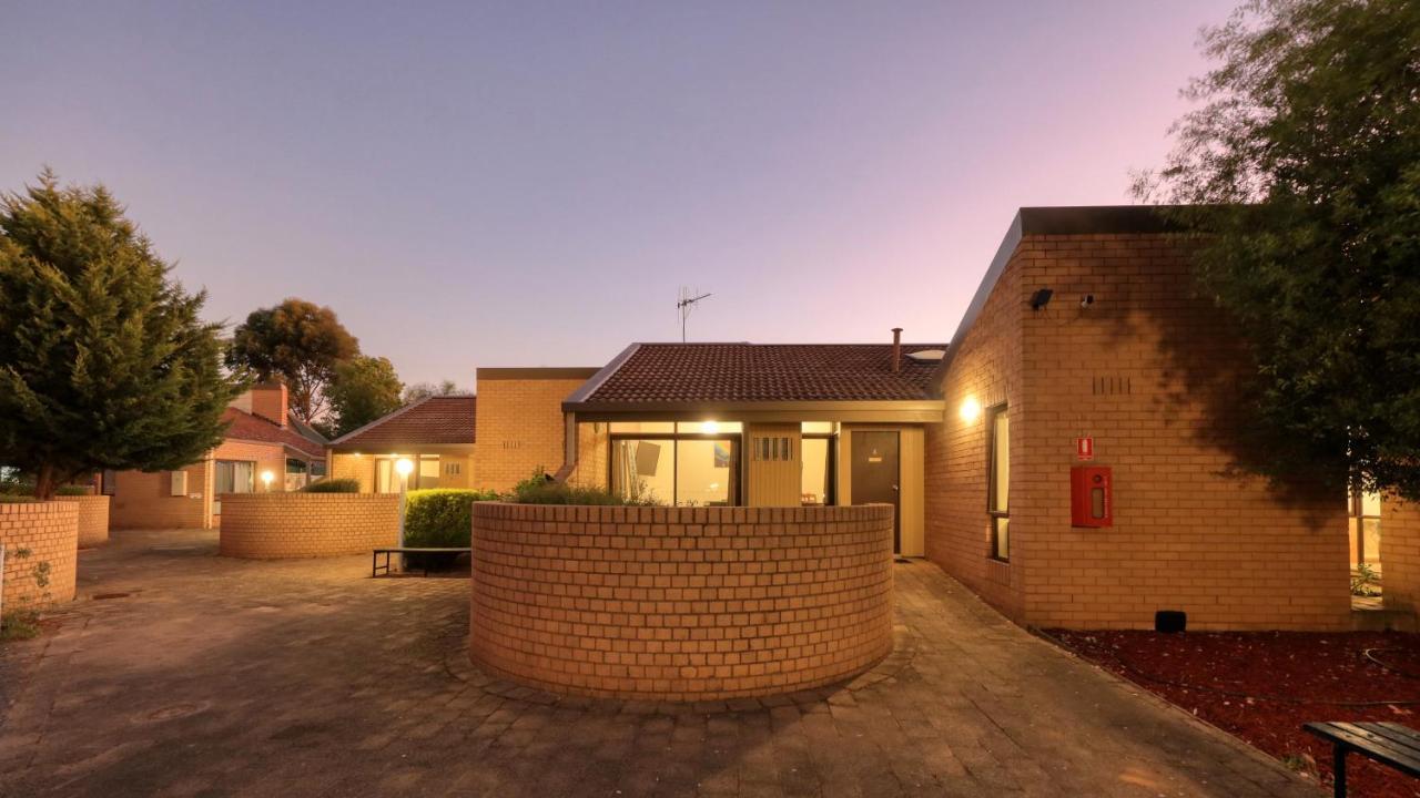Executive Hideaway Aparthotel Benalla Exterior foto